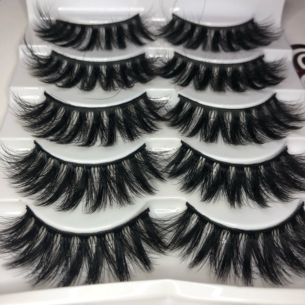 “ATLANTA” 3D LASHES 🤩 - Picture 2 of 3